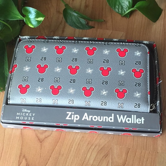 Mickey Mouse Zip Around Wallet - Picture 5 of 9